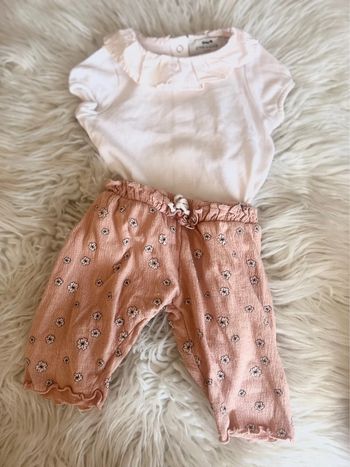 Fille 👧🏻 Ensemble été 3 mois - pantalon léger kiabi/tshirt col cyrillus