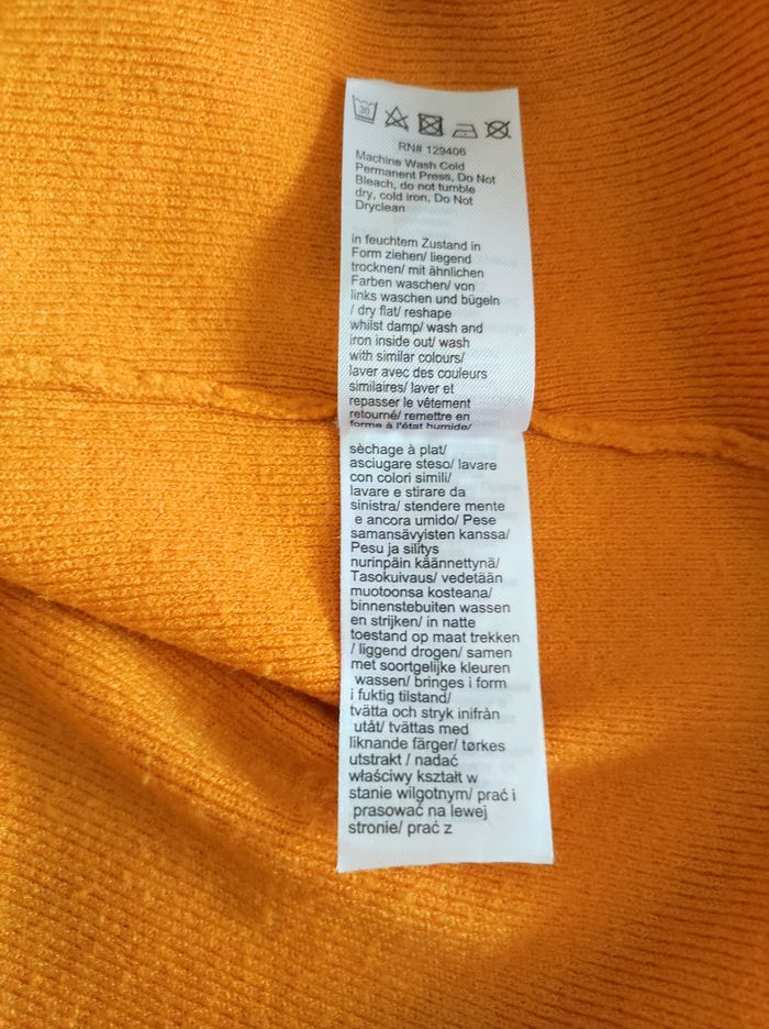 Pull à capuche jaune safran - photo numéro 10