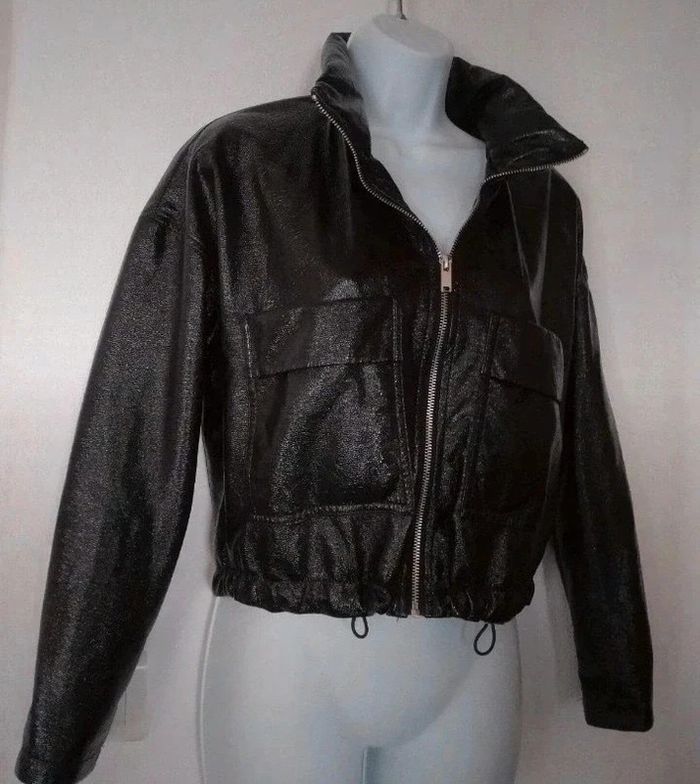 Blouson avec capuche femme.34.. - photo numéro 2