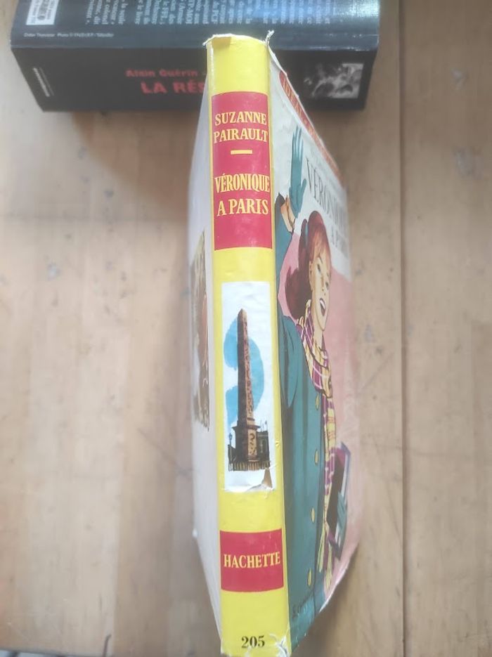 Véronique à Paris Suzanne Pairault Idéal-Bibliothèque 1961 - photo numéro 2