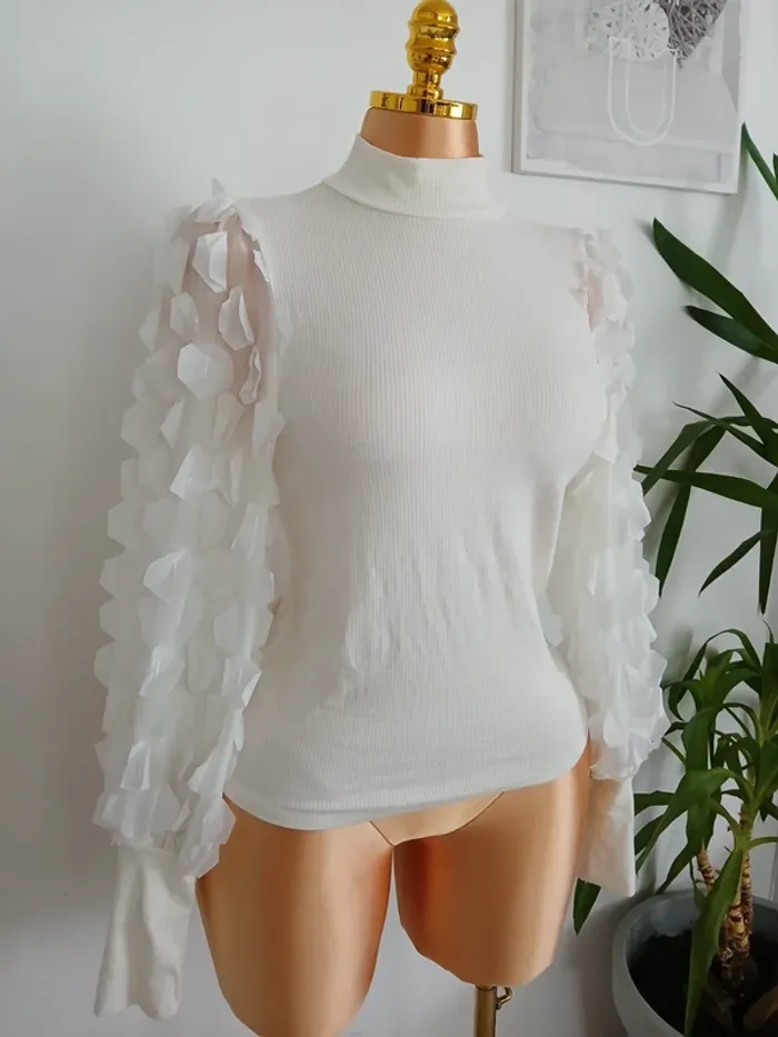 Joli Pull chic Neuve Taille M 🌿💝 - photo numéro 4
