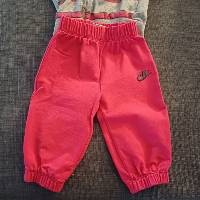 Survetement Nike 6 mois - photo numéro 3
