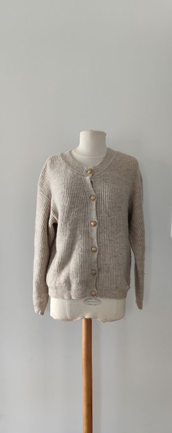 Gilet manche longue femme Kiabi taille S beige, très bon état