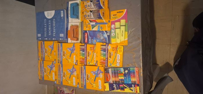 Lot fournitures scolaires - photo numéro 8