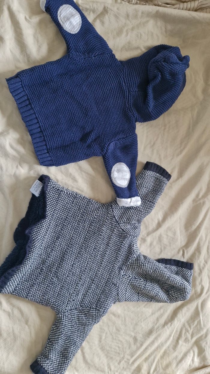 Lot 2 gilets chauds 3 mois - photo numéro 2