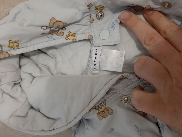 Lot 2 combinaisons hiver 1 mois - photo numéro 5