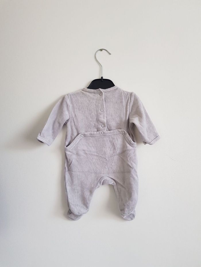Pyjama en velours taille 1 mois - photo numéro 4