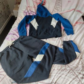 Ensemble jogging taille S