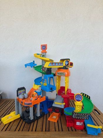 VTECH tut tut bolides - Maxi chantier interactif - Grue rotative 