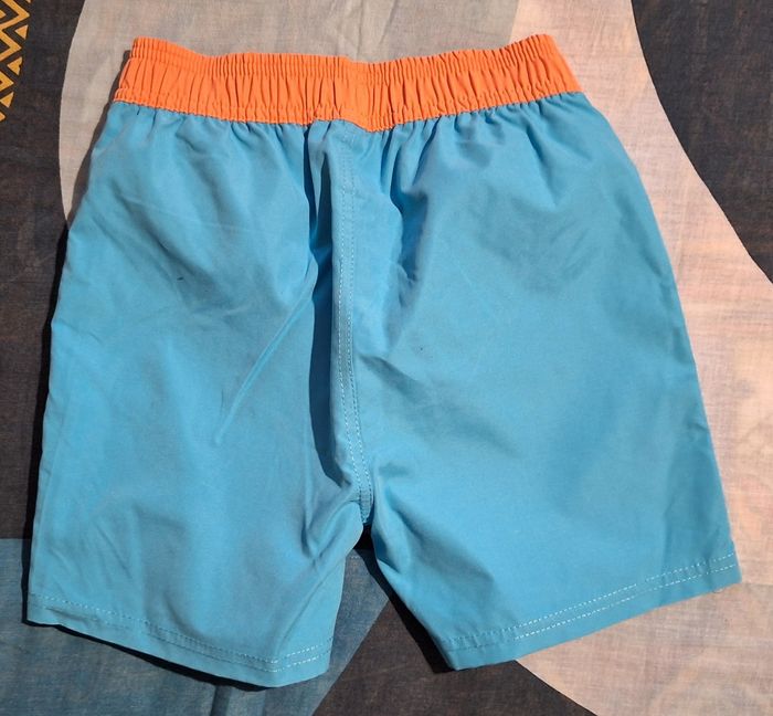 Short de bain 6 ans - photo numéro 5
