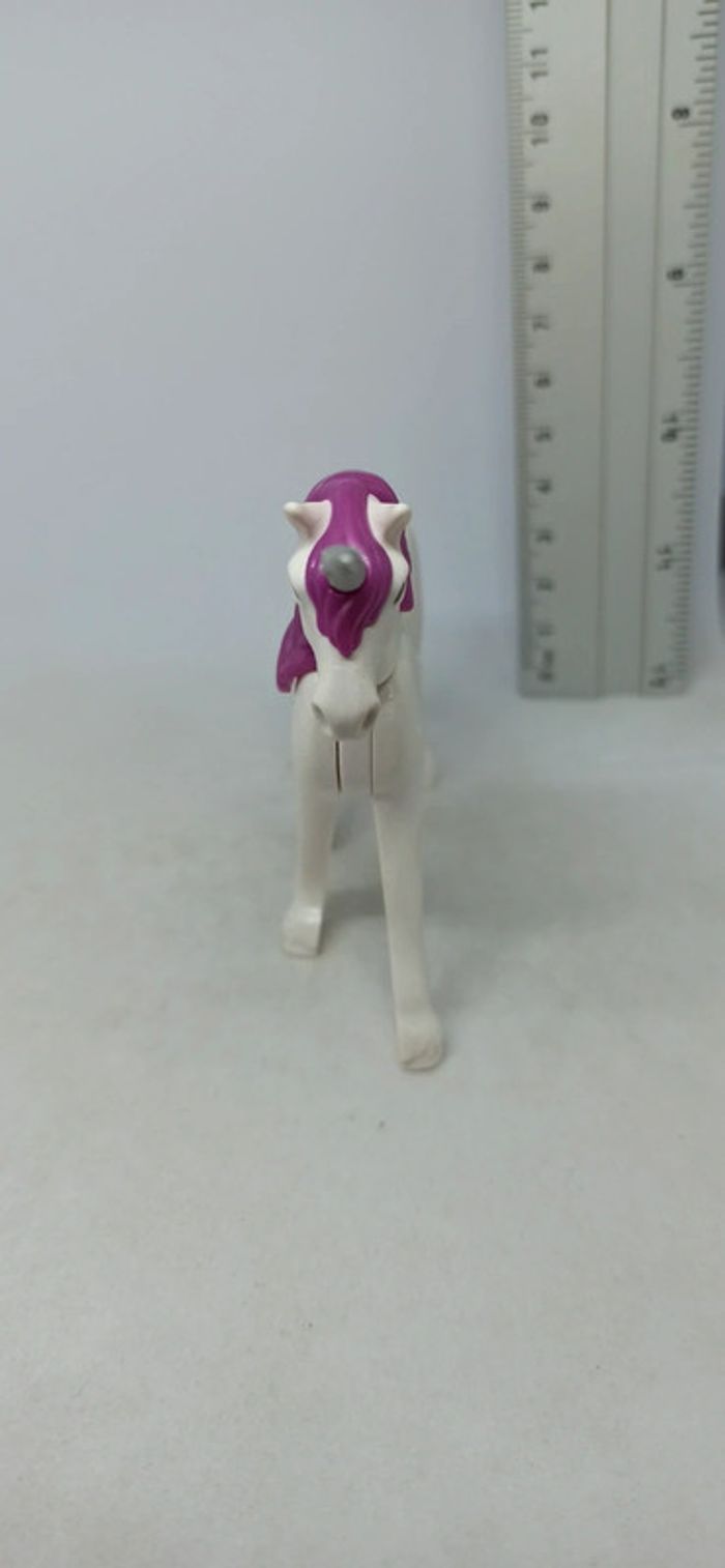 Licorne queue et crinière violettes avec corne grise playmobil - photo numéro 2