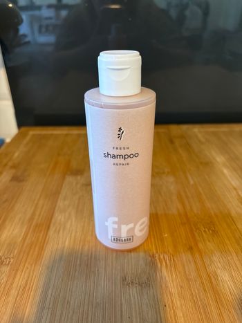 Shampoo repair ringana