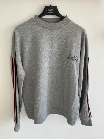 Pull gris rouge kiabi
