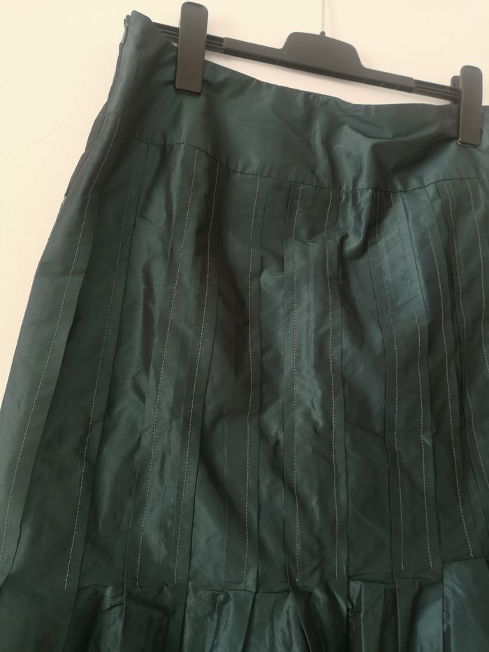 Jupe satinée évasée - photo numéro 2