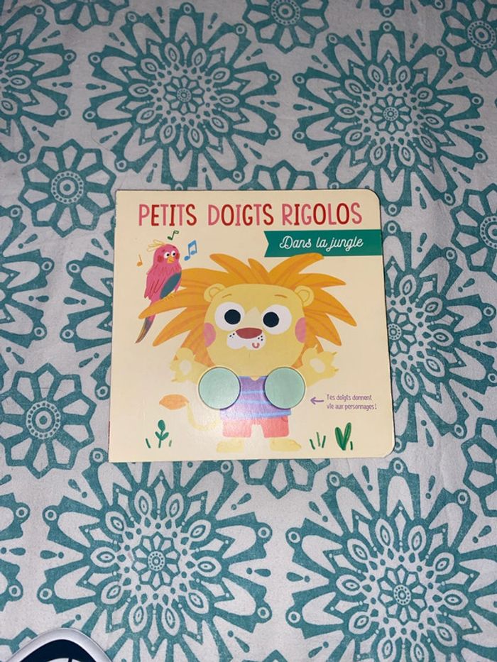 Livre petits doigts rigolo