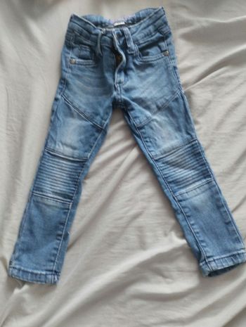 Jean taille 3 ans