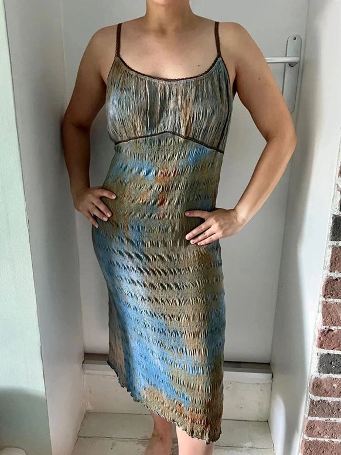 Robe vintage mi-mollet à bretelles – Taille 38