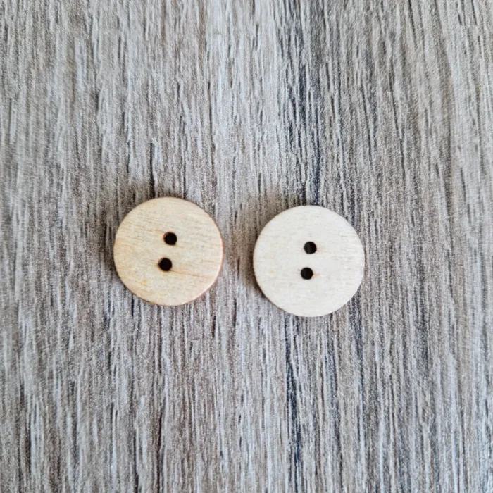 Lot de 2 boutons en bois vintage - photo numéro 2