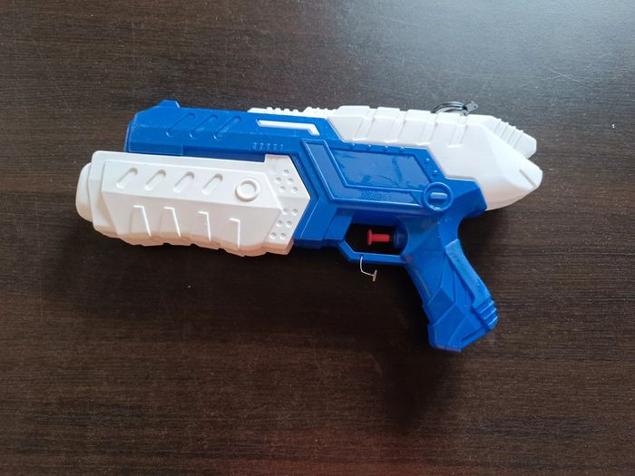 Pistolet à eau