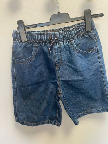 Short en jeans taille 14 ans