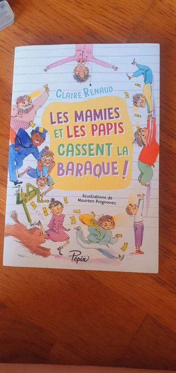 Les mamies et les papiers cassent la baraque