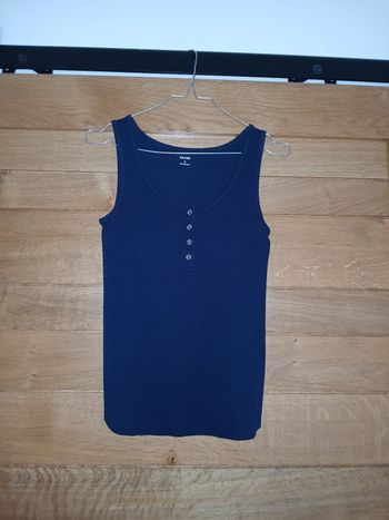 T-shirt  Kiabi t.S neuf