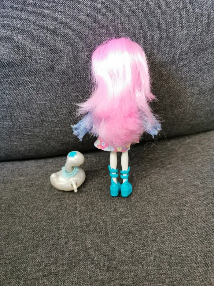 Poupée enchantimals Saffi Cygne - photo numéro 4