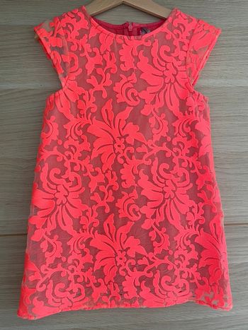 Robe Orchestra corail. Motifs dentelles. 5 ans