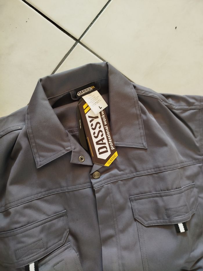 Combinaison  dassy tout neuf