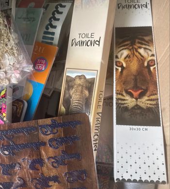 Lot carton de loisirs neufs