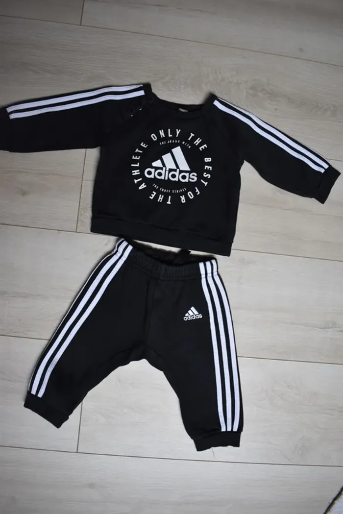 Ensemble de jogging Adidas