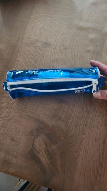 Trousse bleu école