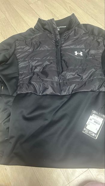 Haut demie zip under armour