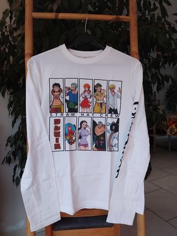 Tee-shirt manches longues one piece 14 ans