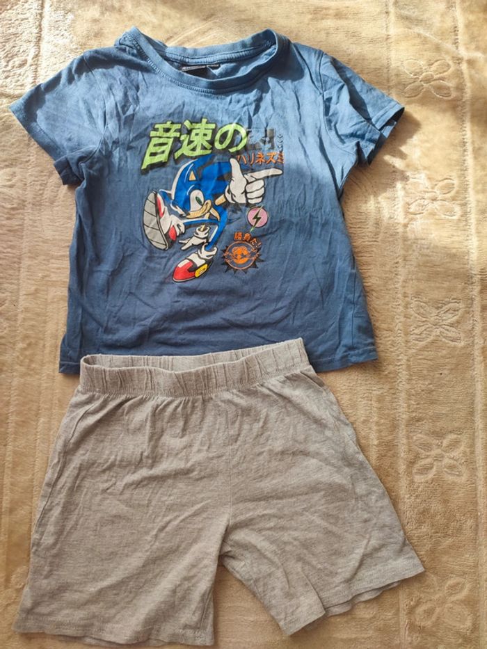 Ensemble Sonic taille 8 ans