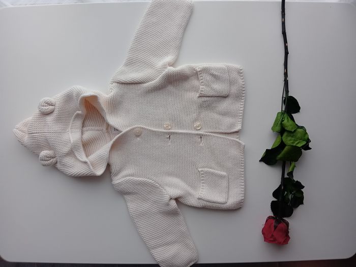 Gilet 6-12 mois NEUF - photo numéro 2