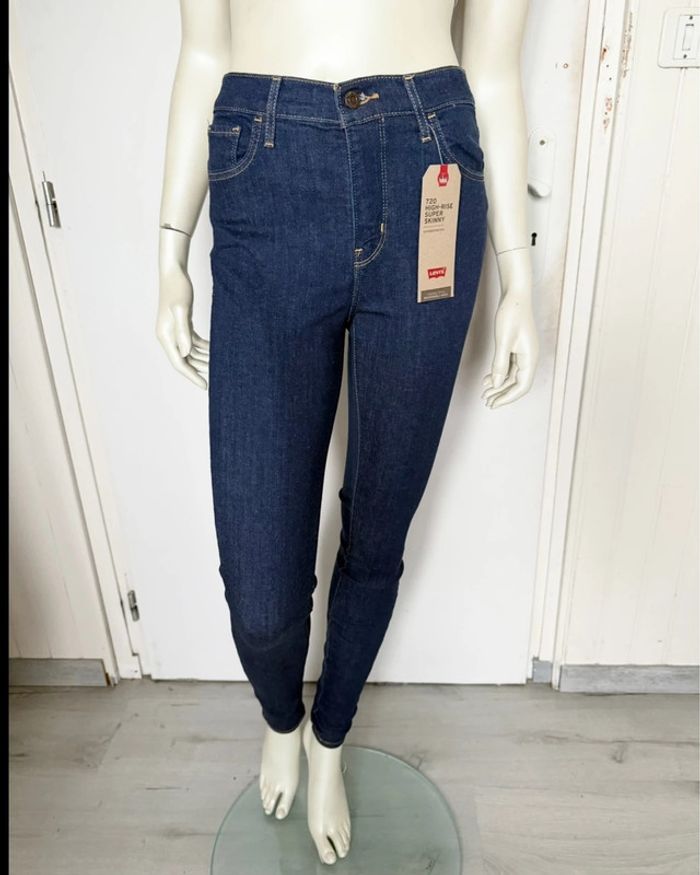 Jean Levi’s 720 Super Skinny – Taille 26/32 – Bleu brut – Neuf avec étiquette - photo numéro 6