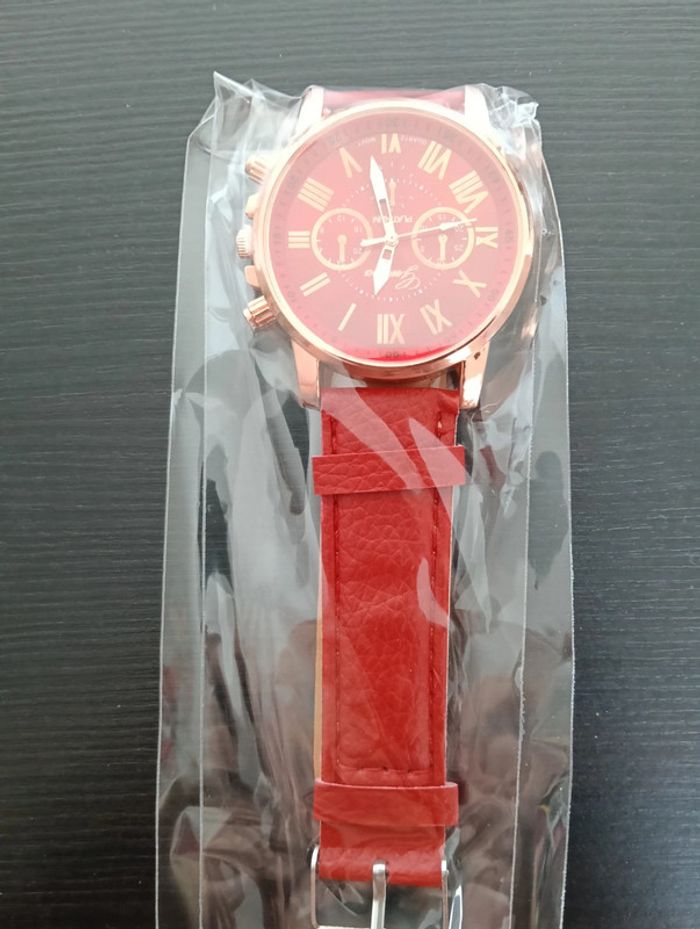 Montre femme neuf
