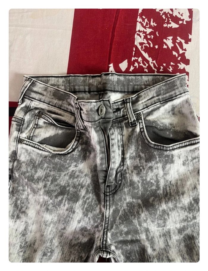 Jeans Dr Denim gris foncés délavé nuancé gris clairs taille 34 - photo numéro 12