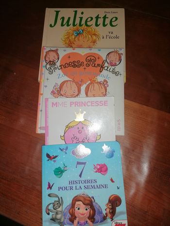 Lot 4 livres filles