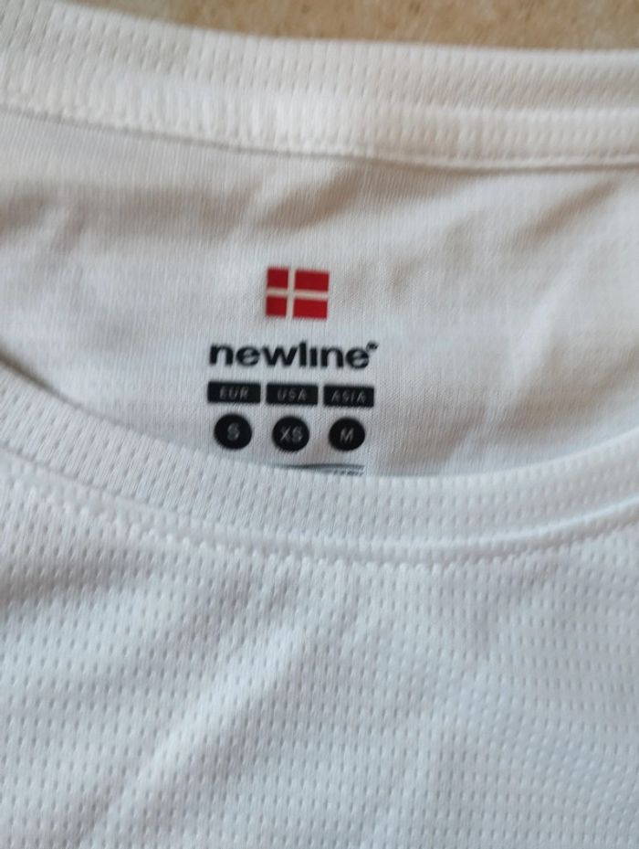 Lot 2 t-shirts manches courtes NewLine femme neuf - photo numéro 3