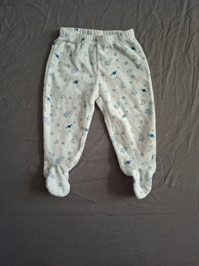 Pyjama 2 pièces bébé 6mois - photo numéro 2