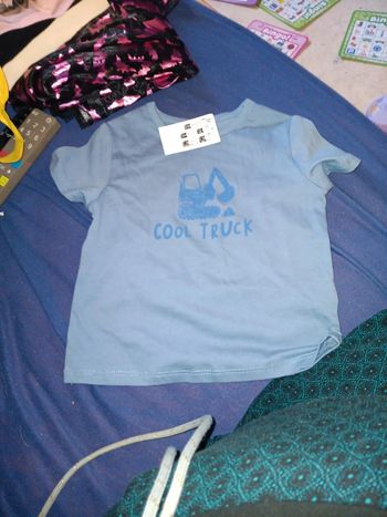 Tee-shirt 12 mois tex pas de vinted go