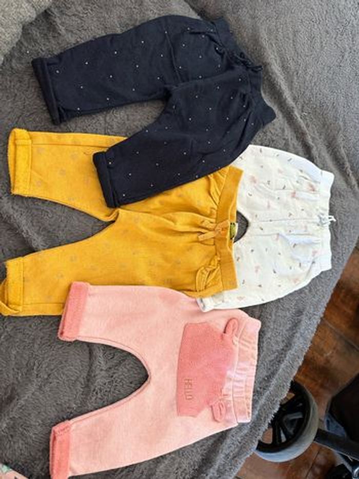 Énorme lot 46 pièces fille 6 mois