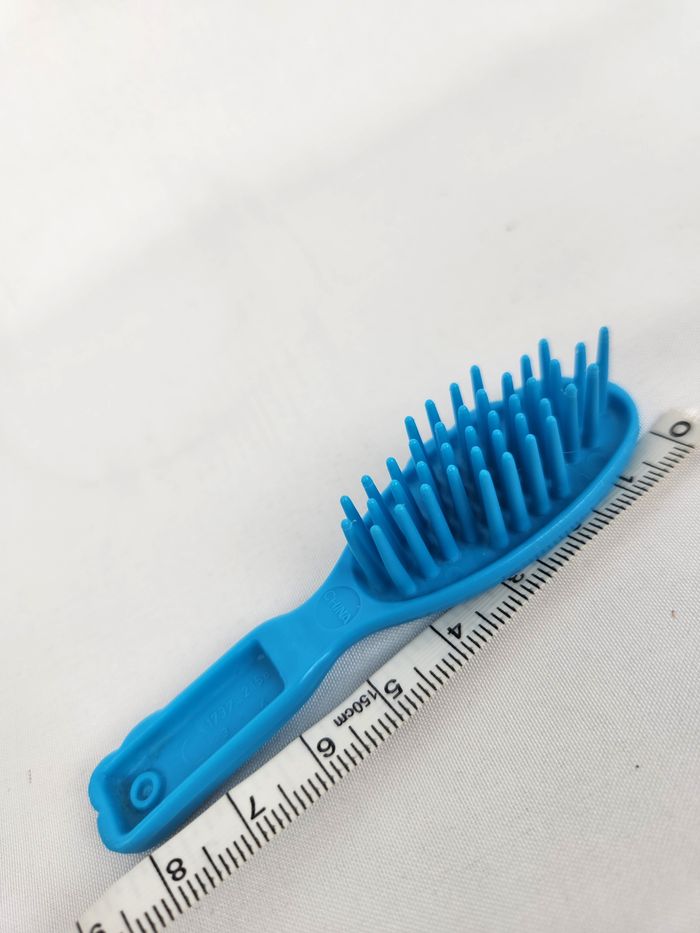 Lot de 3 Mini Brosses (Rose, Fuchsia, Bleu) Poupée Barbie Jouet Vintage - photo numéro 5