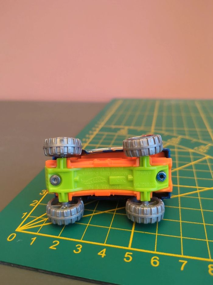 Voiture Hot Wheels Monster - photo numéro 3