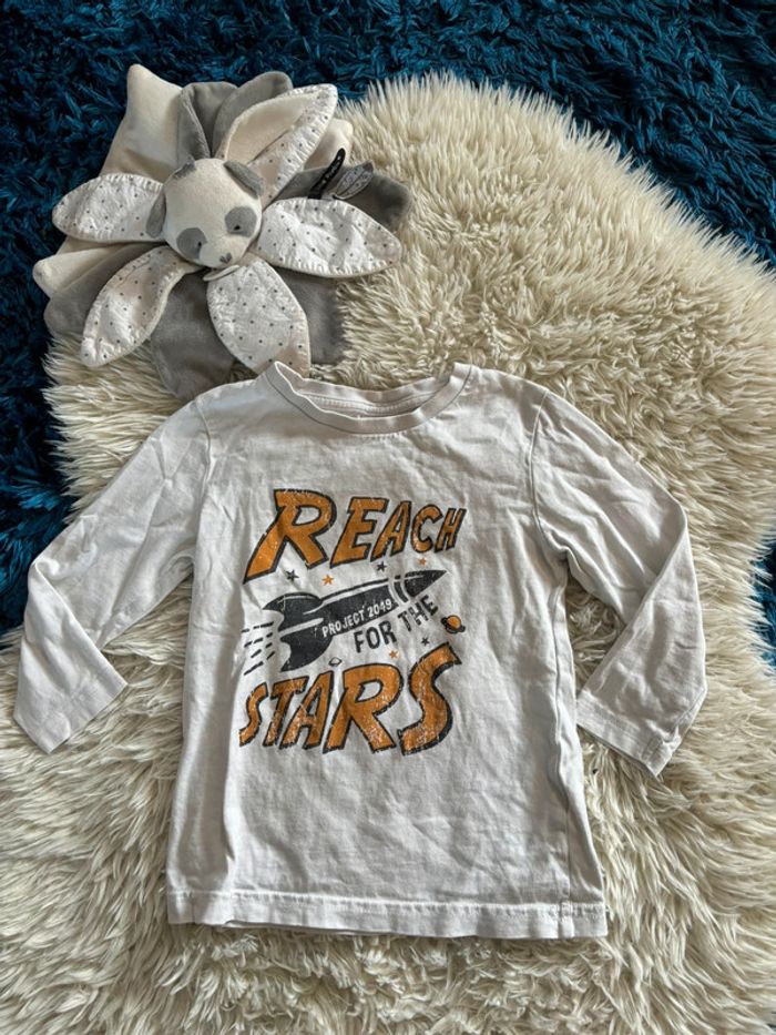 Joli teeshirt manches longues tape à l’œil taille 3 ans