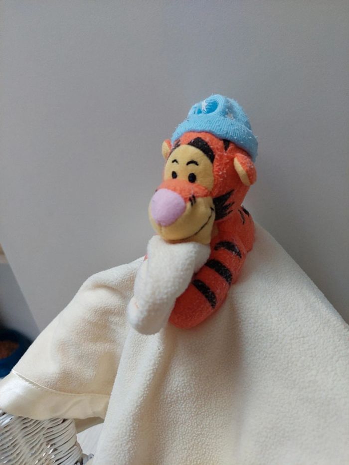 Disney - Doudou plat ecru Tigrou - photo numéro 3