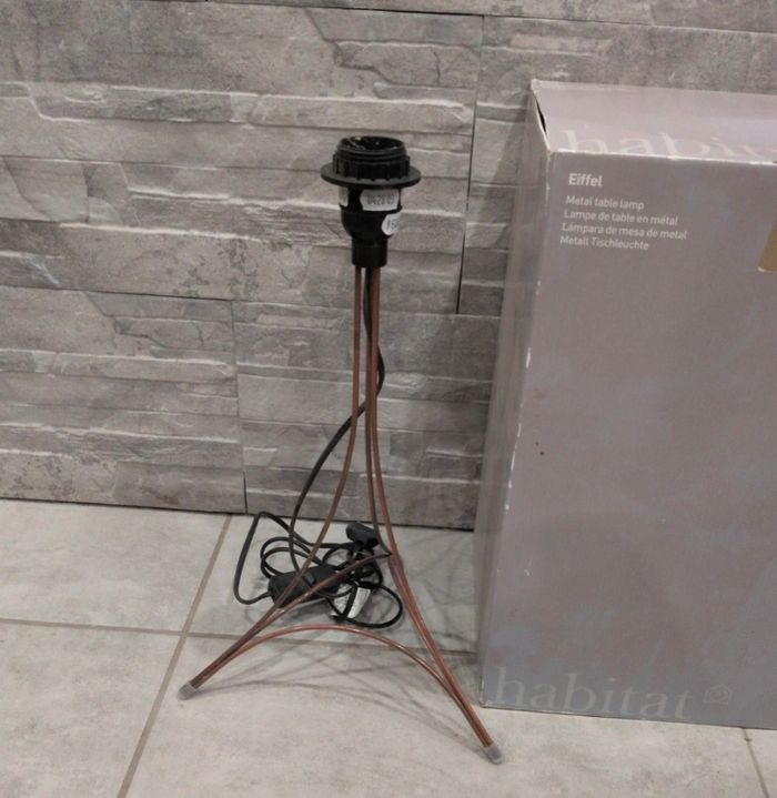 Lampe de table vintage en métal Habitat modèle Eiffel - photo numéro 2