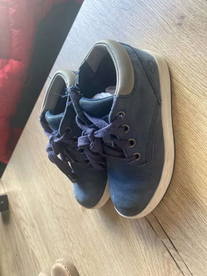 Chaussures timberland garçon T27 bleues